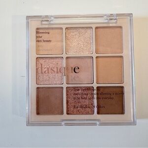 Dasique Milk Latte 9-Pan Nude Shimmer & Matte Eyeshadow Palette